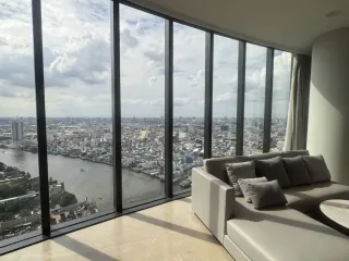 À vendre 2 chambres condo à Khlong San, Bangkok