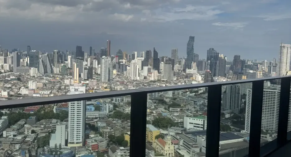 À vendre 2 chambres condo à Khlong San, Bangkok