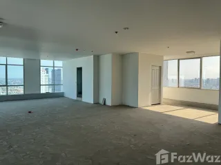 Condo en venta de 4 habitaciones en Sathon, Bangkok