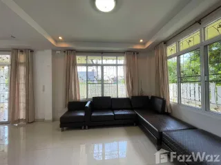 Haus zur Miete mit 4 Zimmer in Mueang Chiang Mai, Chiang Mai