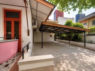 出售 3 卧室 独立屋 在 Khlong Toei, 曼谷