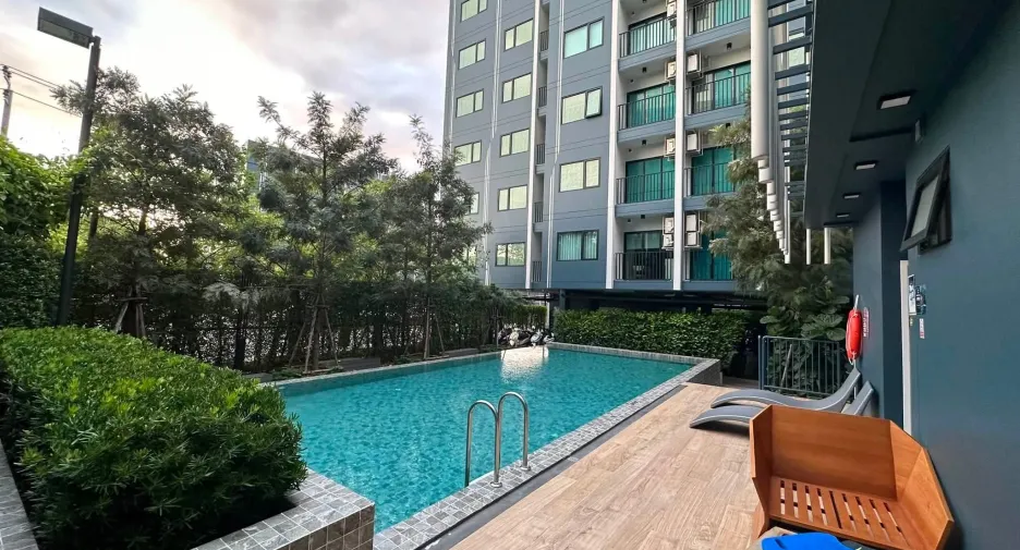 For rent 1 bed condo in Wang Thonglang, Bangkok