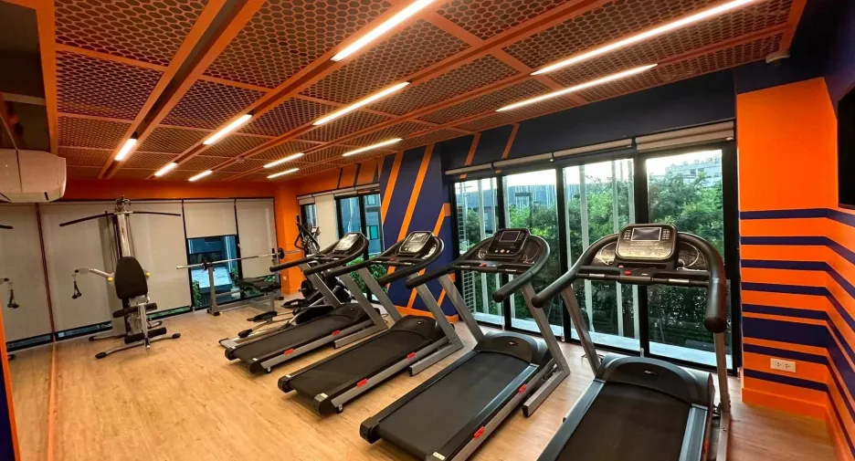For rent 1 bed condo in Wang Thonglang, Bangkok
