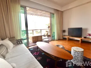 À vendre 2 chambres condo à Yan Nawa, Bangkok