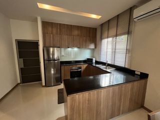 Casa adosada en venta de 3 habitaciones en Hang Dong, Chiang Mai
