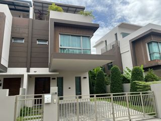 Casa adosada en venta de 3 habitaciones en Hang Dong, Chiang Mai