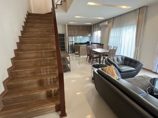 Casa adosada en venta de 3 habitaciones en Hang Dong, Chiang Mai