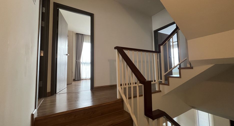 Casa adosada en venta de 3 habitaciones en Hang Dong, Chiang Mai