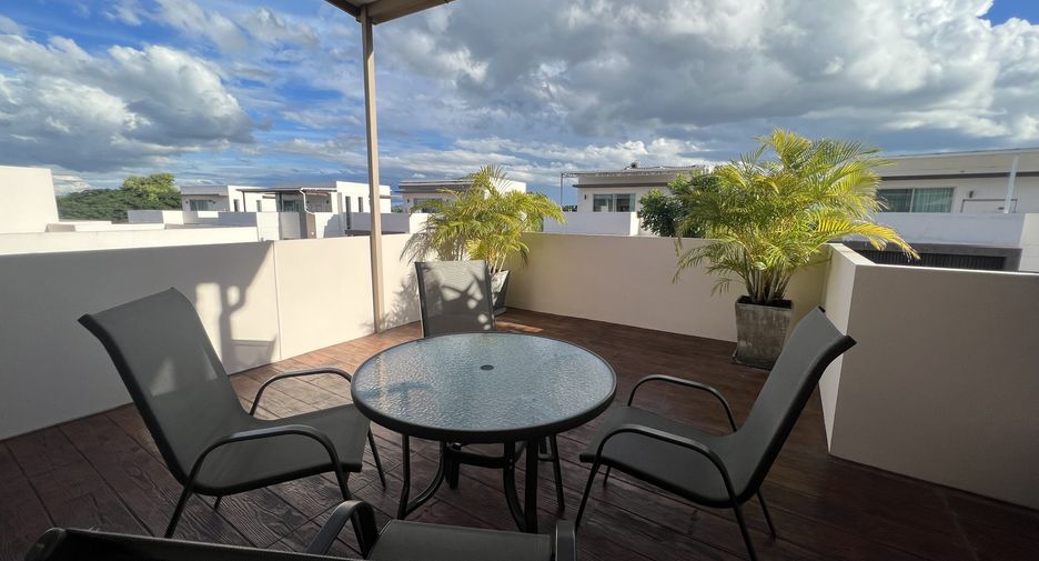 Casa adosada en venta de 3 habitaciones en Hang Dong, Chiang Mai