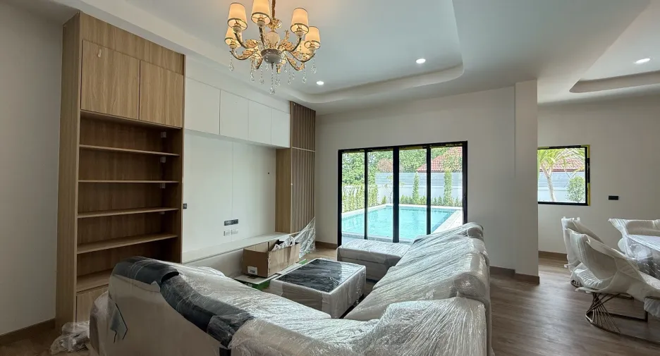 À vendre 4 chambres villa à Hang Dong, Chiang Mai