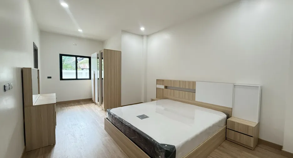 À vendre 4 chambres villa à Hang Dong, Chiang Mai