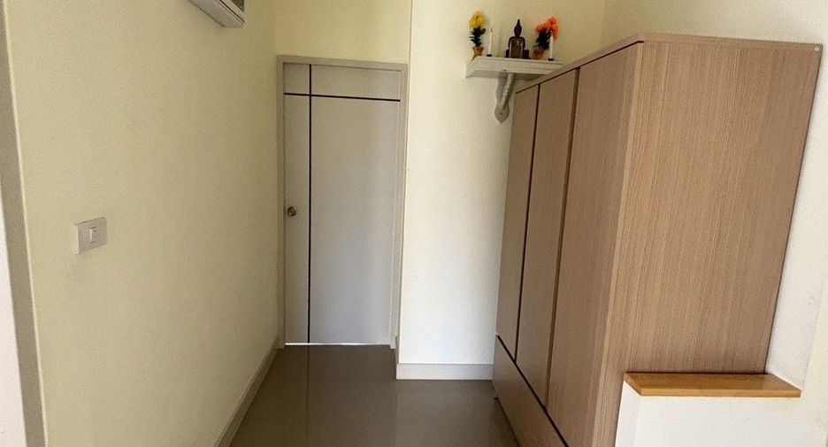 For sale and for rent 3 bedrooms townhouse in Bang Lamung, Chonburi