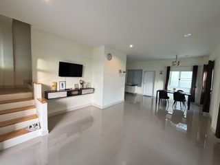 For sale and for rent 3 bedrooms townhouse in Bang Lamung, Chonburi