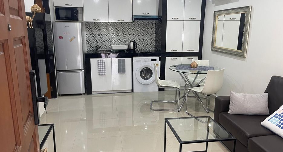 À vendre 2 chambres condo à Jomtien, Pattaya