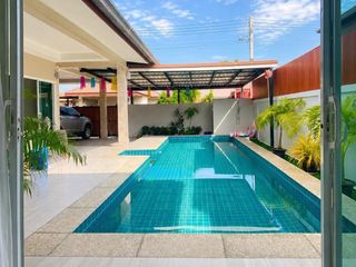 For sale 3 bedrooms villa in Cha Am, Phetchaburi