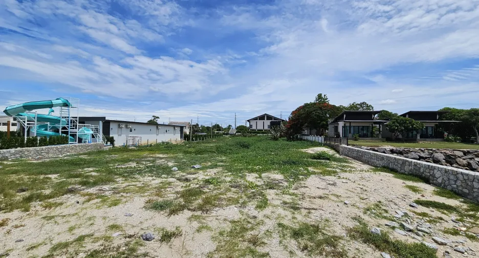 For sale land in Ban Laem, Phetchaburi