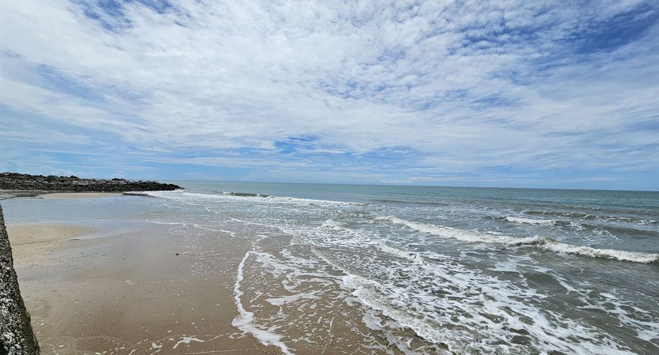 For sale land in Ban Laem, Phetchaburi