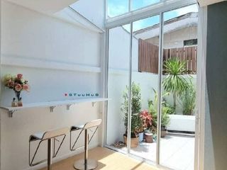 For rent 3 ベッドルーム townhouse in Huai Khwang, Bangkok