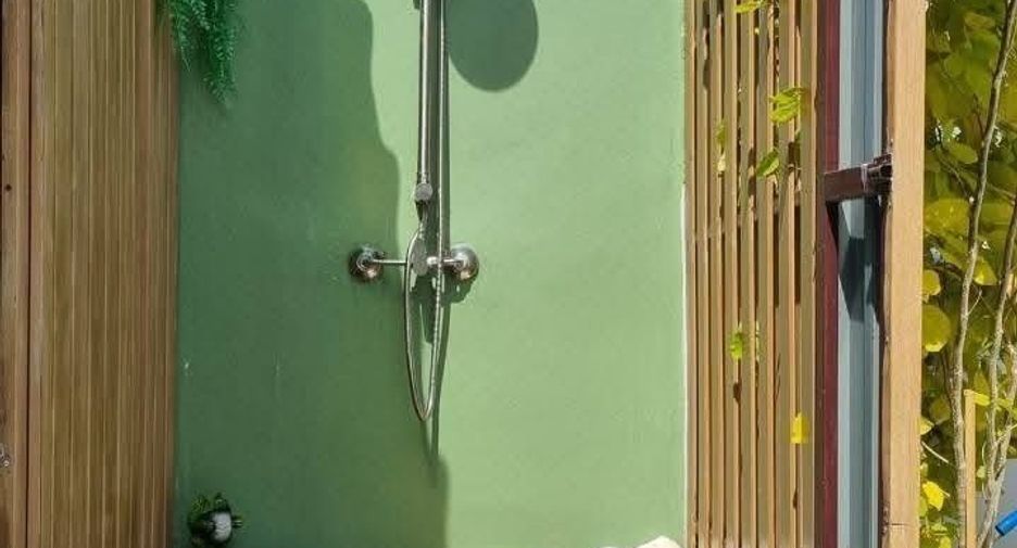 For rent 3 ベッドルーム townhouse in Huai Khwang, Bangkok