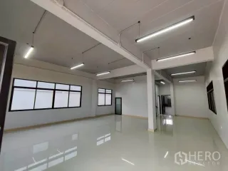 出租 仓库 在 Krathum Baen, Samut Sakhon