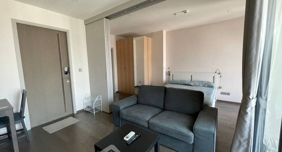 For rent 1 bed condo in Pathum Wan, Bangkok