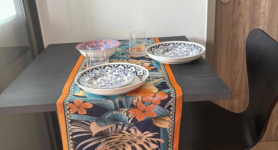 Wohnung zur Miete und zum Kauf mit 1 Zimmer in Bang Kapi, Bangkok
