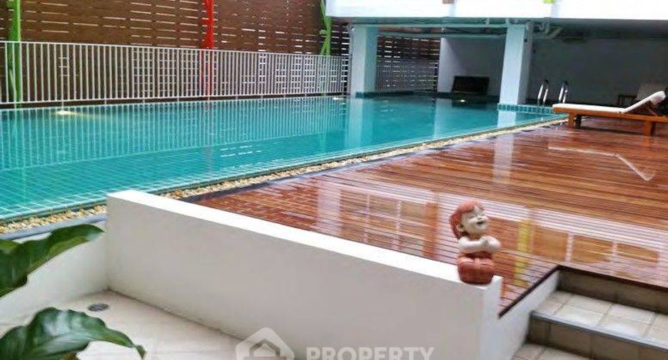 For rent 2 bedrooms condo in Watthana, Bangkok