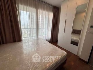 Condo en alquiler de 3 habitaciones en Pathum Wan, Bangkok