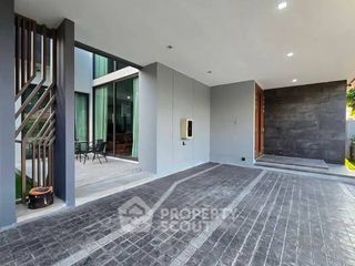 For rent 4 bedrooms house in Suan Luang, Bangkok