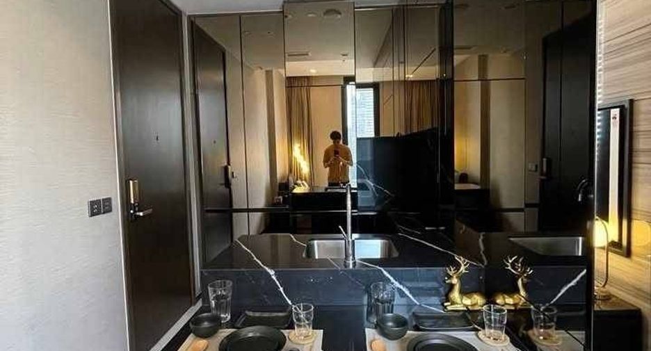 For rent 1 bed condo in Khlong Toei, Bangkok