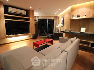 À louer 3 chambres condo à Huai Khwang, Bangkok
