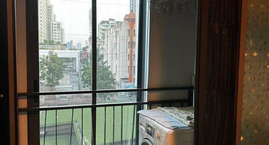For sale 1 bed condo in Bang Kapi, Bangkok