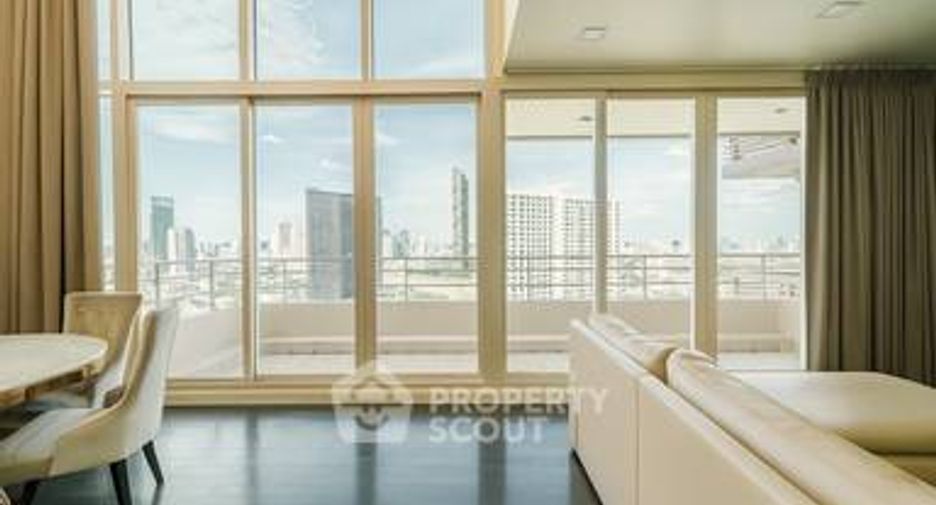 For sale 3 bedrooms condo in Bang Kho Laem, Bangkok