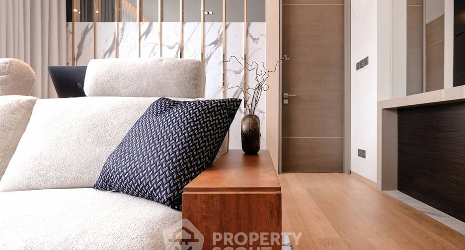 For sale 1 Beds condo in Sathon, Bangkok