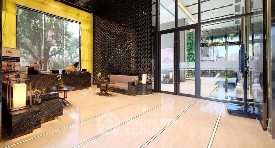 À vendre 1 chambre condo à Phra Khanong, Bangkok
