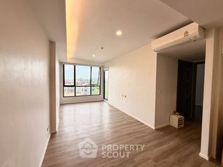 For sale 2 bedrooms condo in Mueang Samut Prakan, Samut Prakan