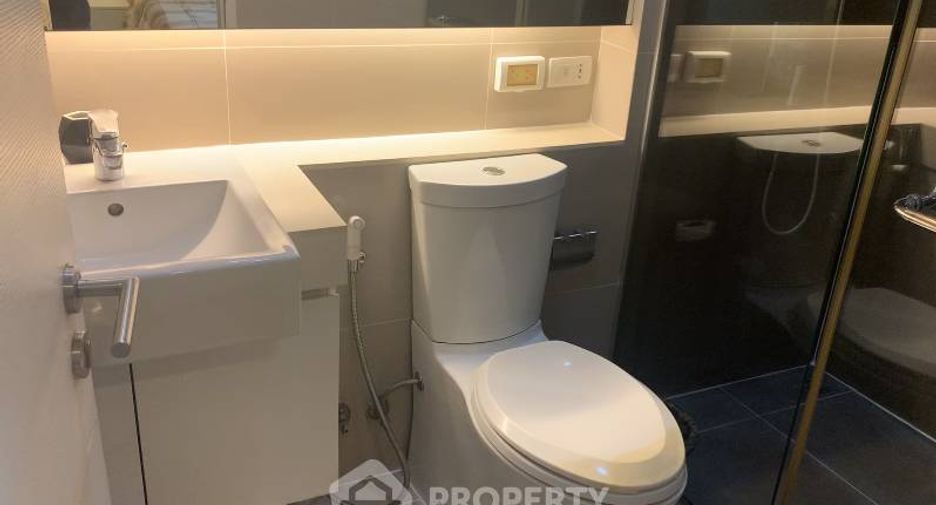 For sale 1 bed condo in Watthana, Bangkok