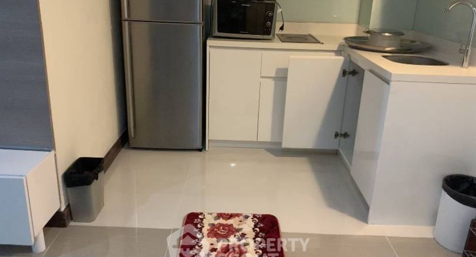 For sale 1 bed condo in Watthana, Bangkok