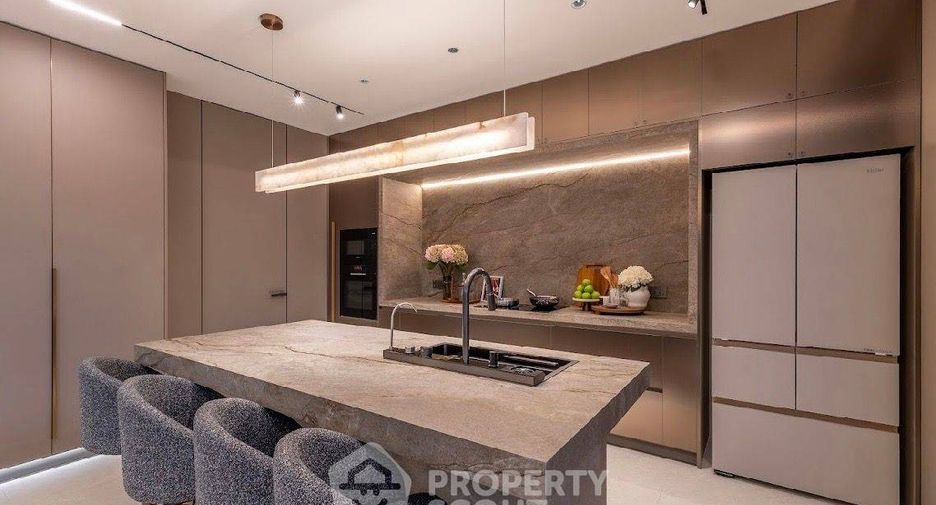 Продажа 5 спальни вилла в Йомтиен, Паттайя