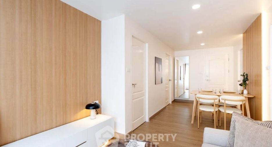 For sale 2 bedrooms condo in Chatuchak, Bangkok