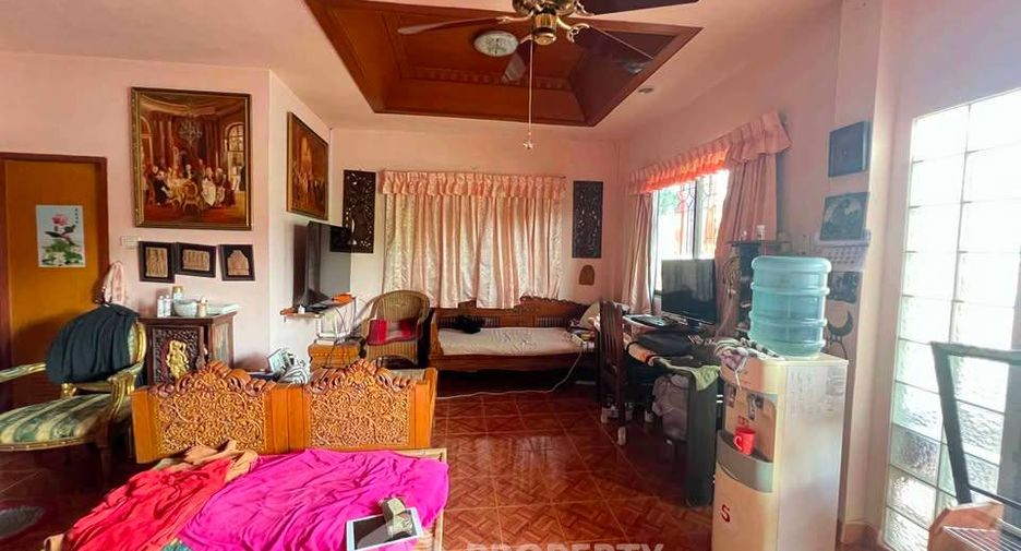 Haus zum Kauf mit 1 Zimmer in Bang Lamung, Chonburi