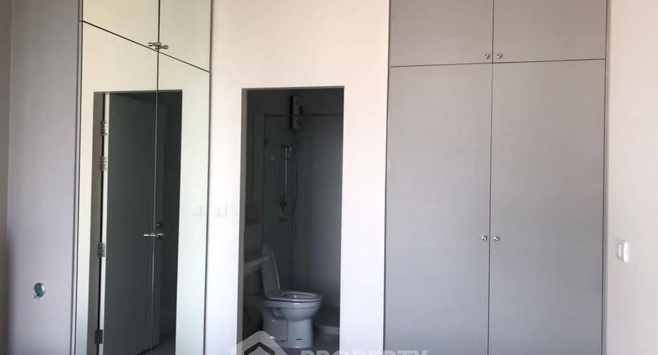 For sale 1 bed condo in Watthana, Bangkok