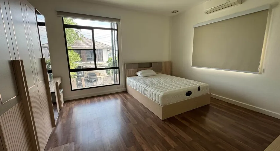 For rent 3 bedrooms house in Prawet, Bangkok