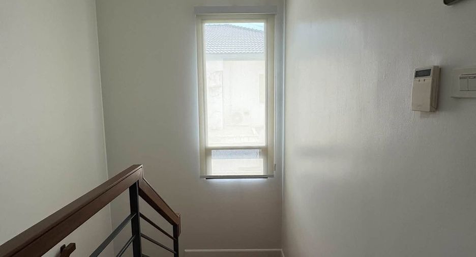 For rent 3 ベッドルーム house in Prawet, Bangkok