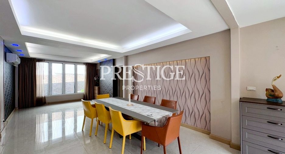 Haus zur Miete mit 3 Zimmer in Bang Lamung, Chonburi