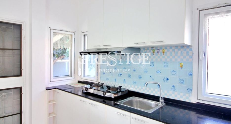 Haus zur Miete mit 3 Zimmer in Bang Lamung, Chonburi