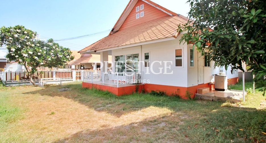 Haus zur Miete mit 3 Zimmer in Bang Lamung, Chonburi
