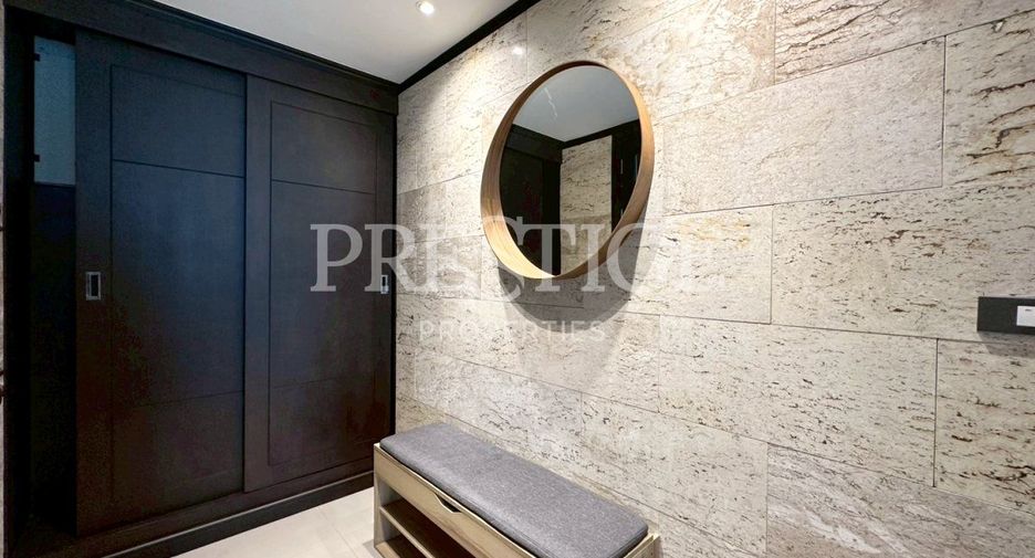 For rent 2 bedrooms condo in Bang Lamung, Chonburi