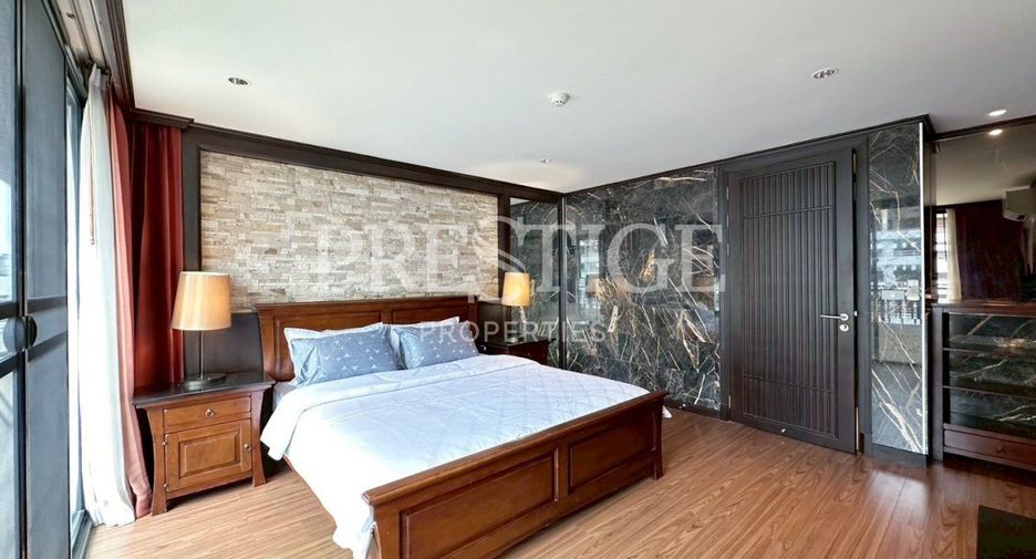 For rent 2 bedrooms condo in Bang Lamung, Chonburi