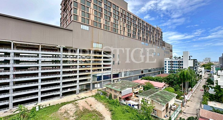 For rent 2 bedrooms condo in Bang Lamung, Chonburi